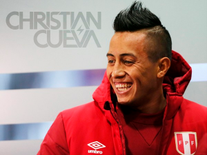 Christian Cueva: esperança dentro do campo, polêmico fora dele