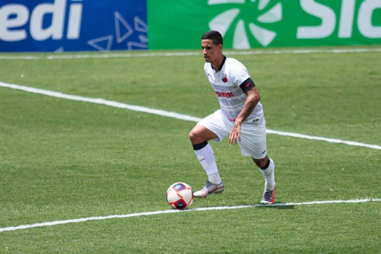 Meia-atacante do Ituano celebra marca: “Sensação muito boa”