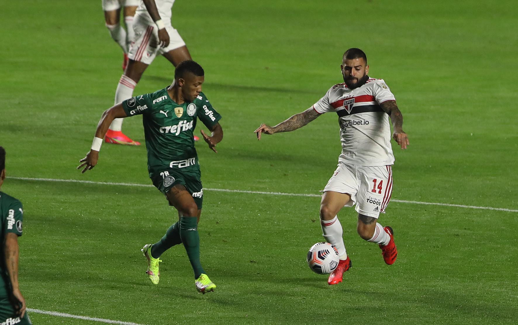 Futebol Apaixonante #60: São Paulo e Palmeiras empatam na Liberta, Renato Augusto estreia no Corinthians, e Santos segue sem Marinho