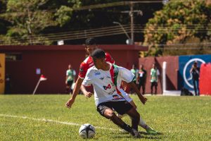 Thiago Nascimento comemora vitória na estreia: “quebramos dois tabus”