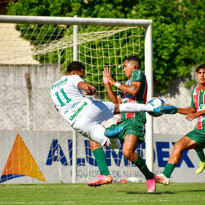 Chapecoense inscreve jogadores da base para o Brasileirão