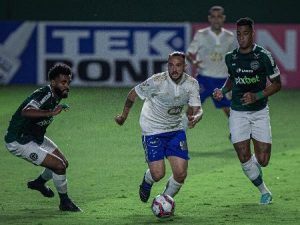 Goiás e Cruzeiro ficam no empate pela Série B