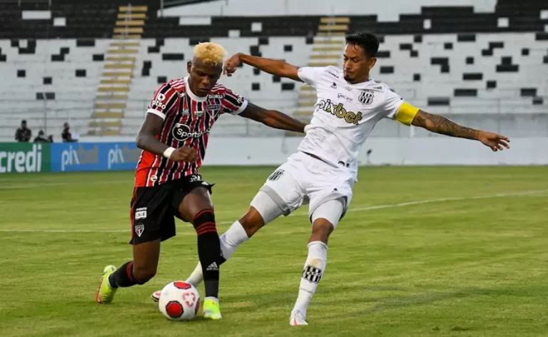 De virada, São Paulo vence a Ponte nos minutos finais