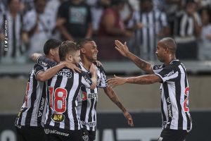 Atlético-MG passeia no Mineirão e está na final