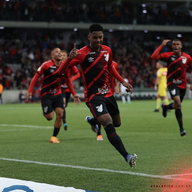 Athletico-PR x Ceará: Furacão vence com gol de Abner no segundo tempo
