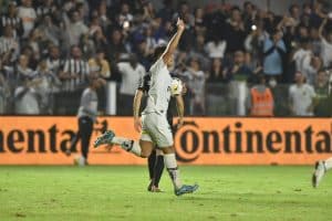 Santos vence Corinthians e Cássio é agredido no fim do jogo