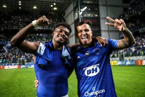 Cruzeiro goleia o lanterna Náutico
