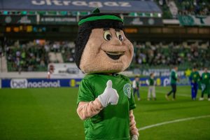 Guarani vence e se distancia da degola