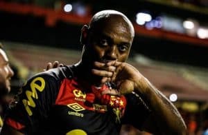 Sport vence o Náutico de virada e se aproxima do G4