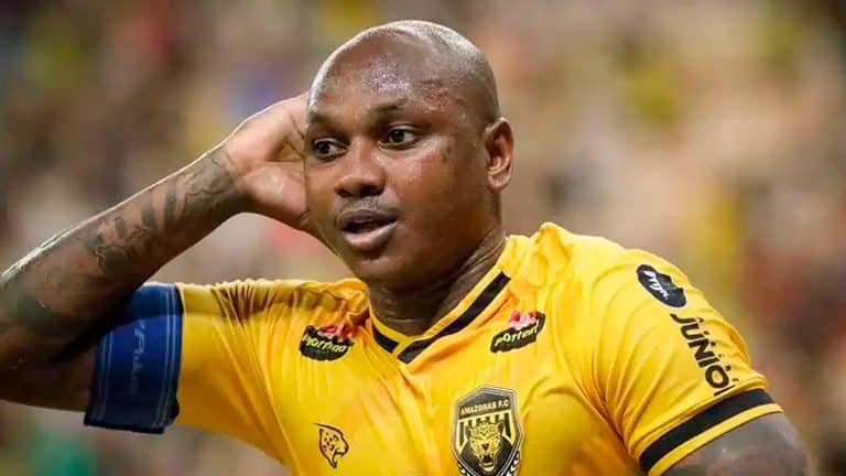 Sassá projeta dupla com Jô no Amazonas FC: “A gente tem o…”