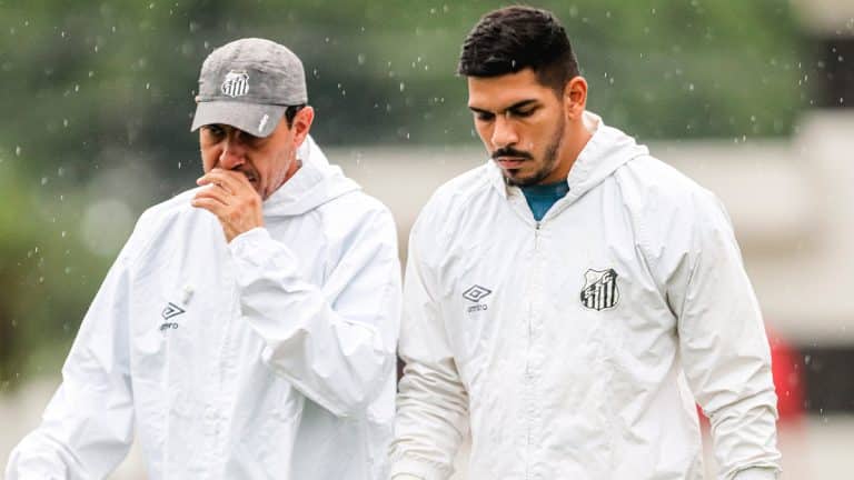 Carille tem ‘dúvida cruel’ em escalação para Santos x Corinthians