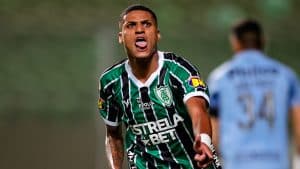 América-MG oficializa contratação de ex-atacante do Corinthians