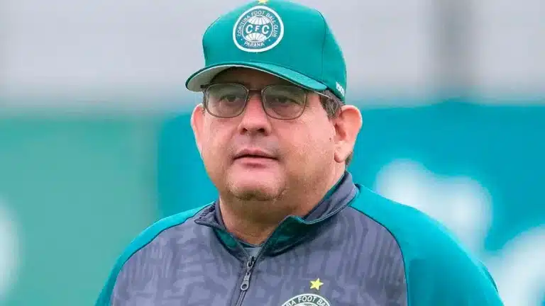 Coritiba encaminha acerto com ex-funcionário do Athletico-PR