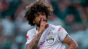 Luan, ex-Atlético-MG, provoca Goiás após classificação