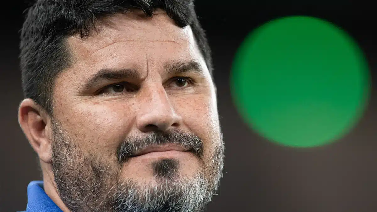 Mudança no Leão: Quem pode substituir Eduardo Barroca no Avaí?