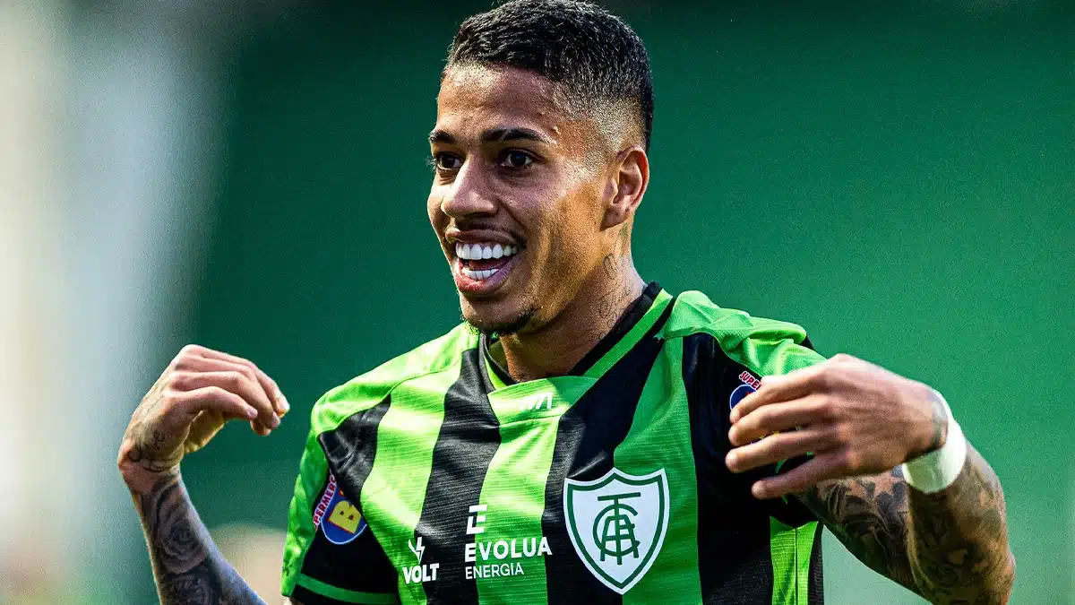 Tchau, Coelho! Matheusinho deixa o América-MG e fecha com time da Série A