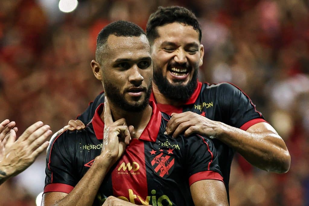 Gustavo Coutinho Supera Vagner Love E Quebra Marca De 5 Anos No Sport ...